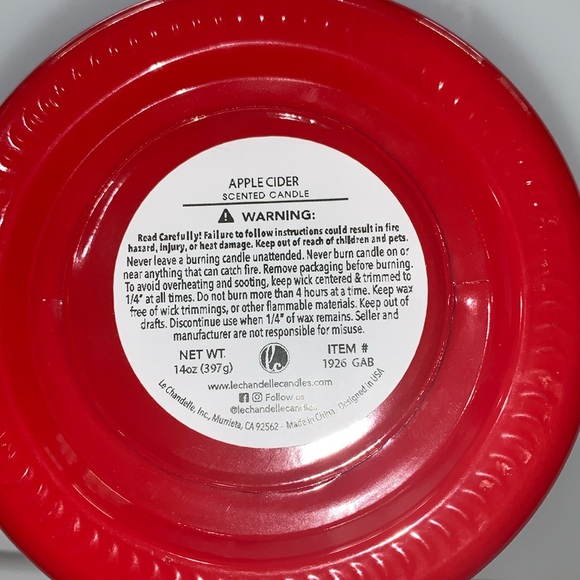 Le Chandelle Stone + Moss  Candied Apple Scented Candle - Picture 3 of 3